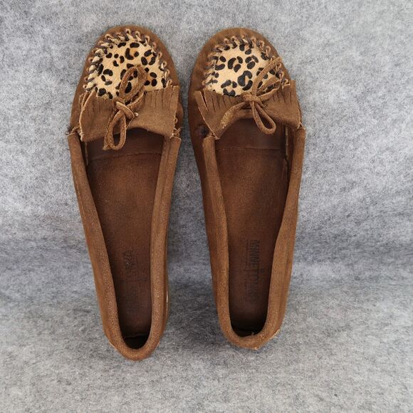 Minnetonka Shoes Womens 10 Moccasin Loafer Slip On Tassel Fringe Leather Leopard - Picture 5 of 14